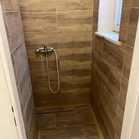 Budget Single Old Town Hostel Kosice